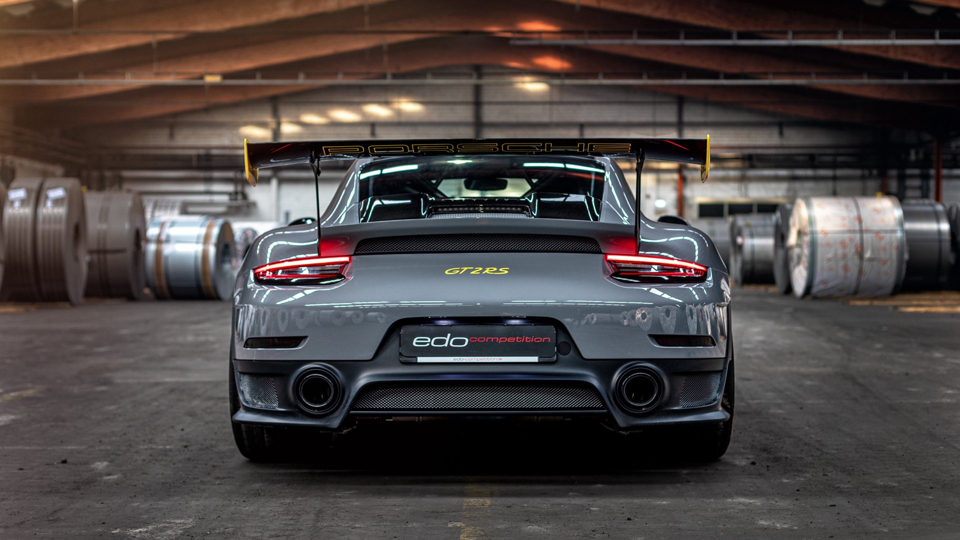 马竞前腰创造力出众，多次送出威胁传球，马竞球员